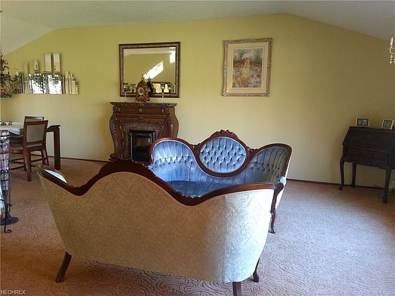 3rd image of 14377 Hastings Ct