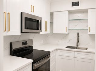 2600 Bellefontaine St #B18, Houston, TX 77025