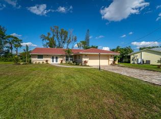 4948 Royal Palm Dr, Estero, FL 33928