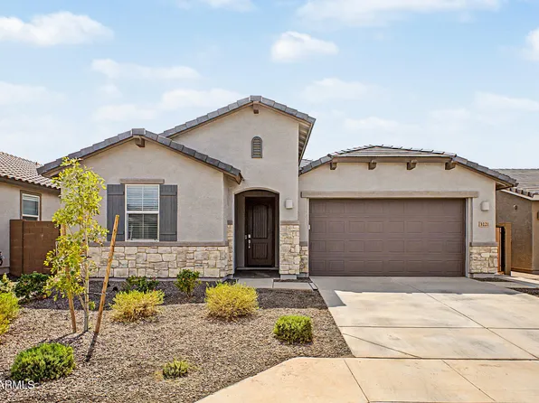 3221 E RANCHHAND Drive, San Tan Valley, AZ 85140