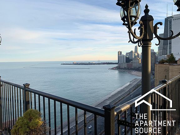 3rd image of 1402 N Lake Shore Dr #22U
