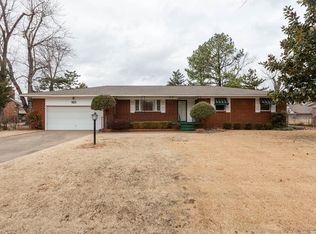 923 W F St, Jenks, OK 74037