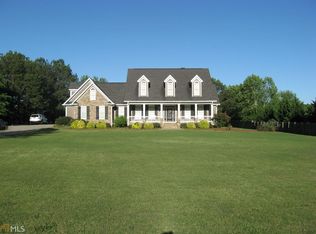 12 Mercer Dr, Cartersville, GA 30121