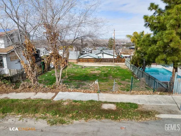 608 D St, Taft, CA 93268