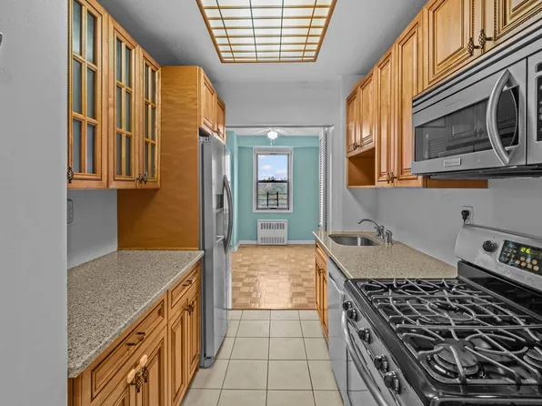 2400 Johnson Avenue image 10 of 24