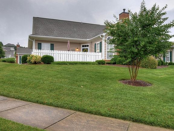 2nd image of 173 Avonlea Pl #0