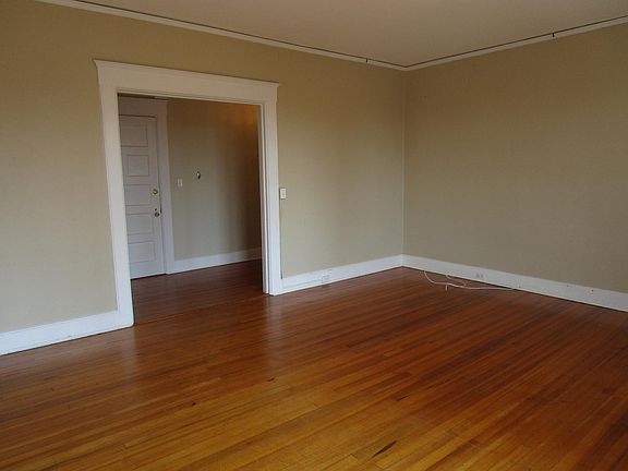 3rd image of 601 Stockley Gdns APT 304