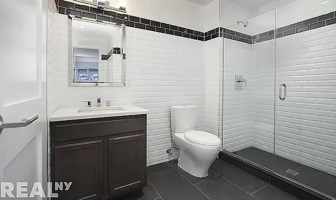 Rented by REAL New York | media 6