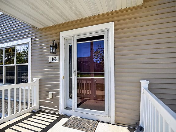 3rd image of 163 Prairie Grass Rd #8