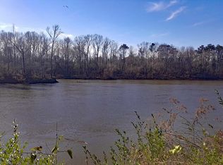 157 Wild Turkey Ln, Camden, SC 29020