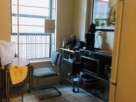 4th image of 910 Columbus Ave APT 3A