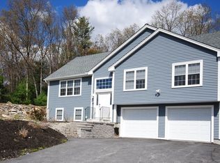 35 Brookside Ave, Webster, MA 01570
