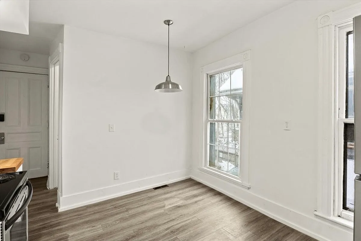 1 bed, 800 sqft, $1,475 — Photo 3