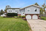 7371 - 2236 S 163rd Cir_002.jpg