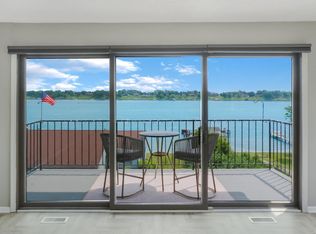 1715 River Rd APT 75, Saint Clair, MI 48079