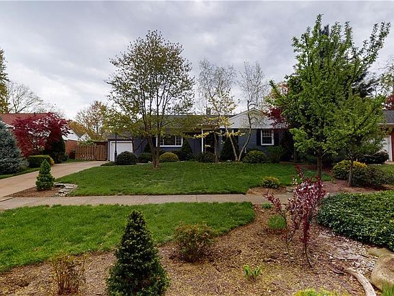 5th image of 231 Colorado Dr
