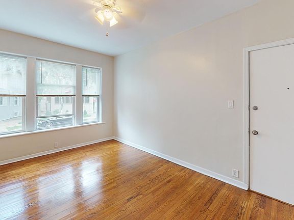 3rd image of 7529 N Rogers Ave APT 1