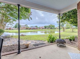 7128 Apache Dr, Olive Branch, MS 38654