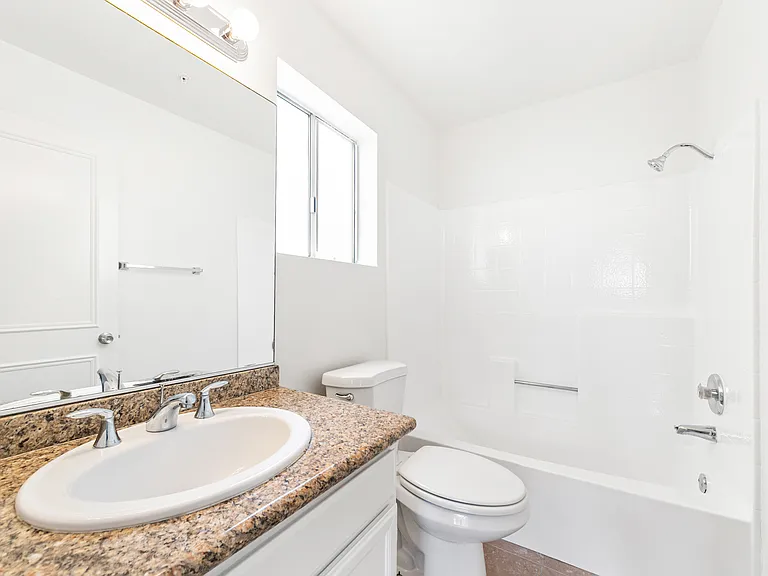 4560 Coldwater Canyon Ave #105 — Photo 13