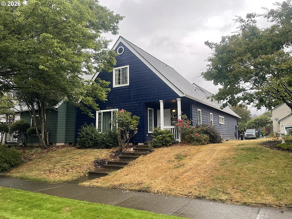 1st image of 729 E Foothills Dr
