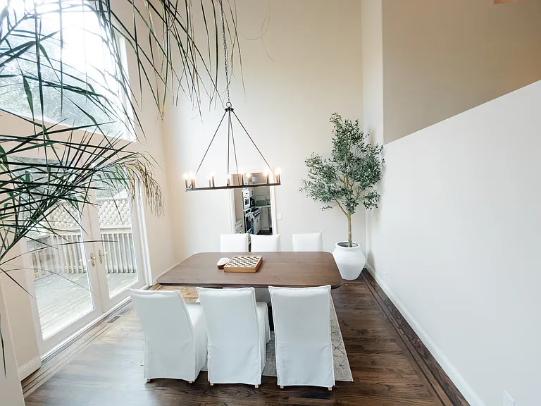 752 Eucalyptus Ave — Photo 9