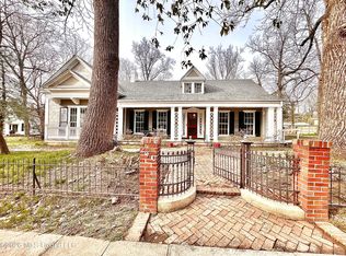 240 W Chulahoma Ave, Holly Springs, MS 38635