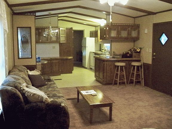 LIVING ROOM / KITCHEN