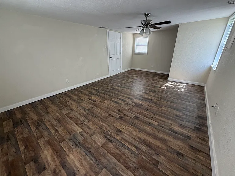 117 W Garden Dr — Photo 6