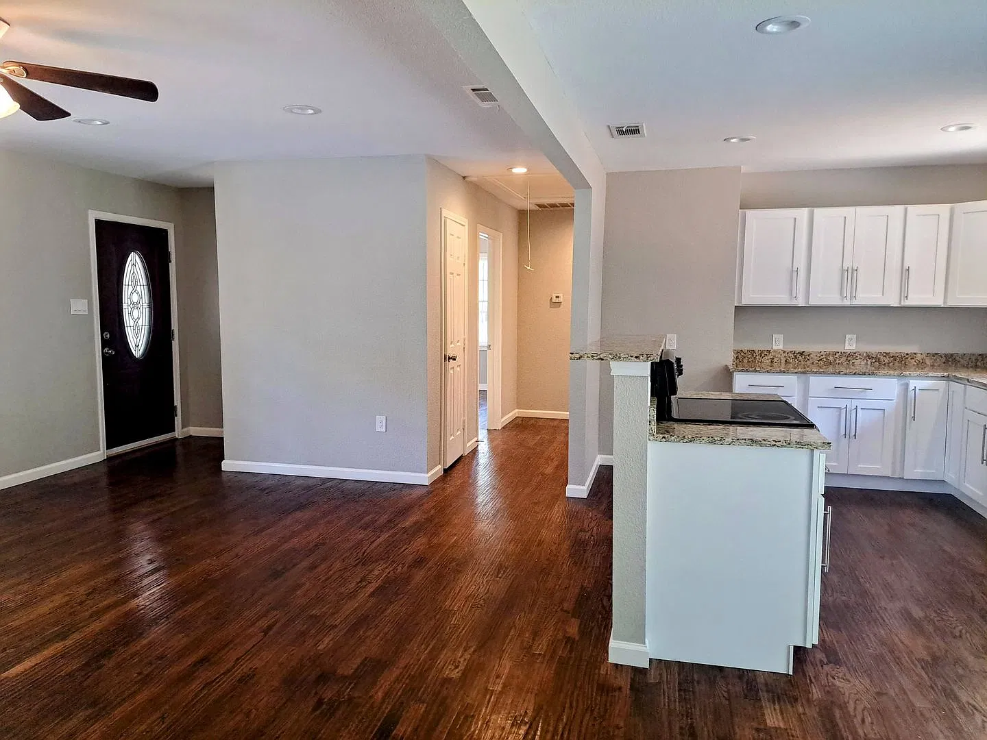 3 bedroom / 2 bath — Photo 4