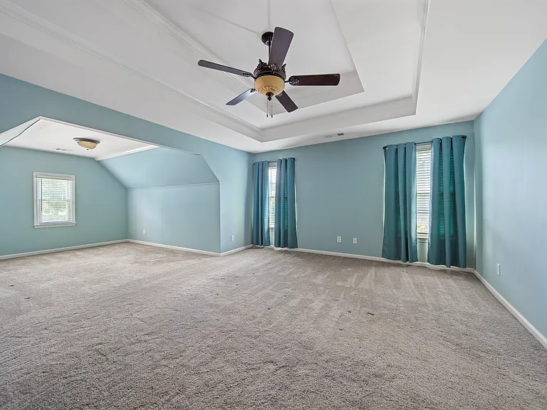 375 White Rose Trce — Photo 18