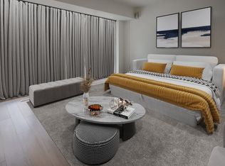 100 Bronson Ave #605, Ottawa, ON K1R 6G8