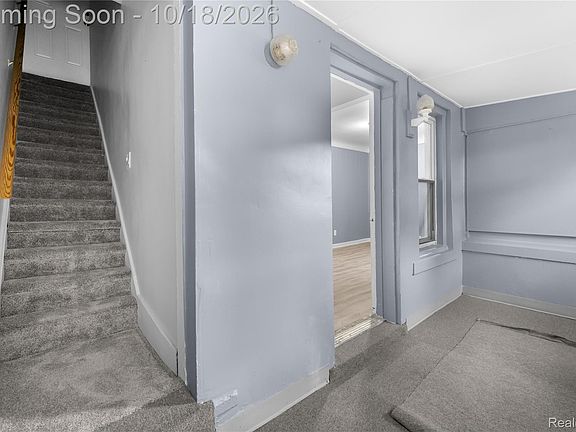 3rd image of 18634 Wood St