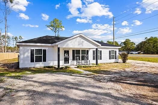 1st image of 30 Lowery Rd