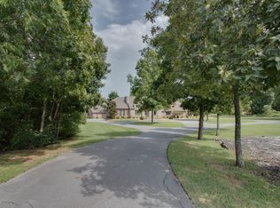 753 Old Shannon Rd, Lebanon, TN 37090