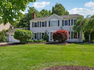 34600 Ada Dr, Solon, OH 44139