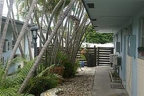 Building Photo 3