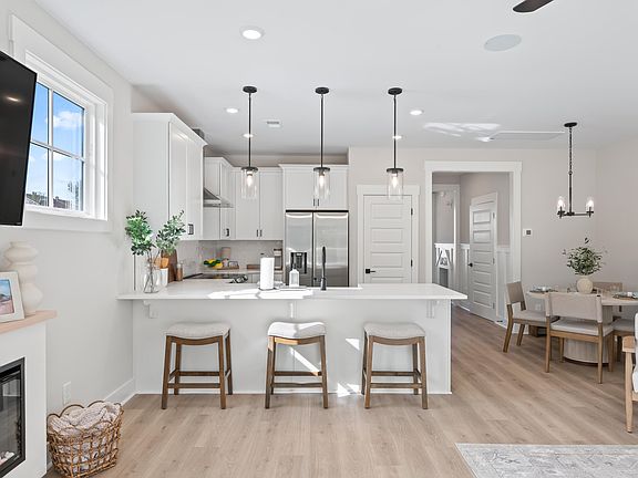 7th image of this home