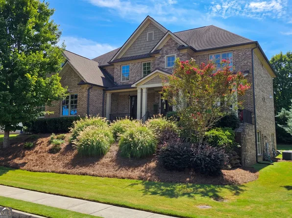4271 Sierra Creek Ct, Hoschton, GA 30548