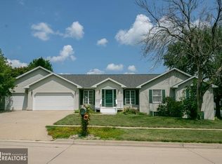 207 W Park Ave, Boone, IA 50036