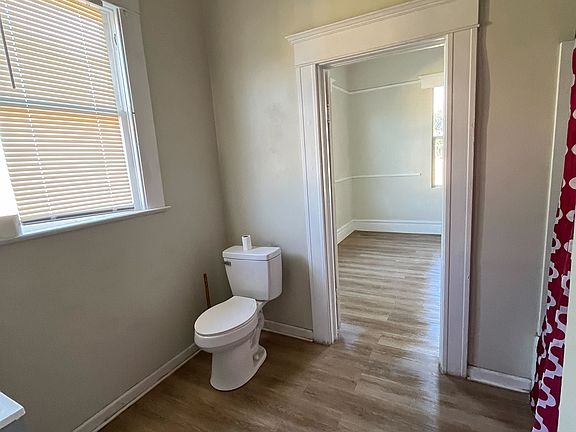 5th image of 1428 N Madison St #B