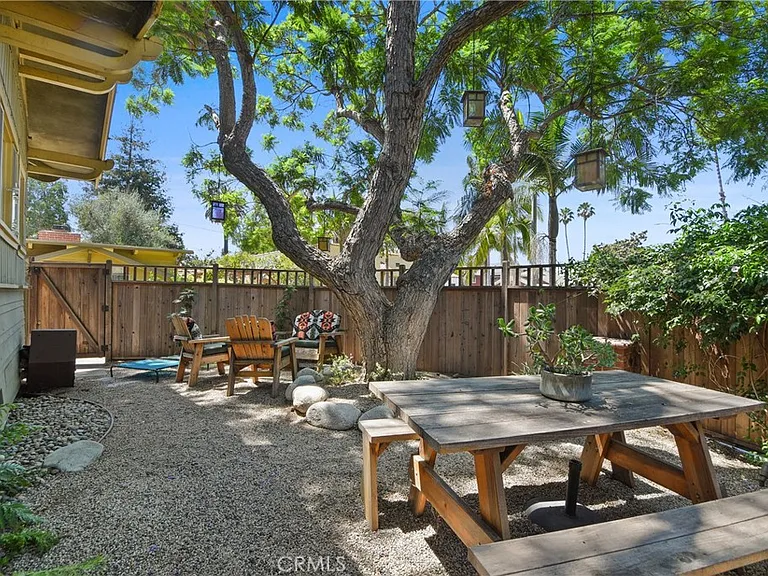 773 Orizaba Ave — Photo 35