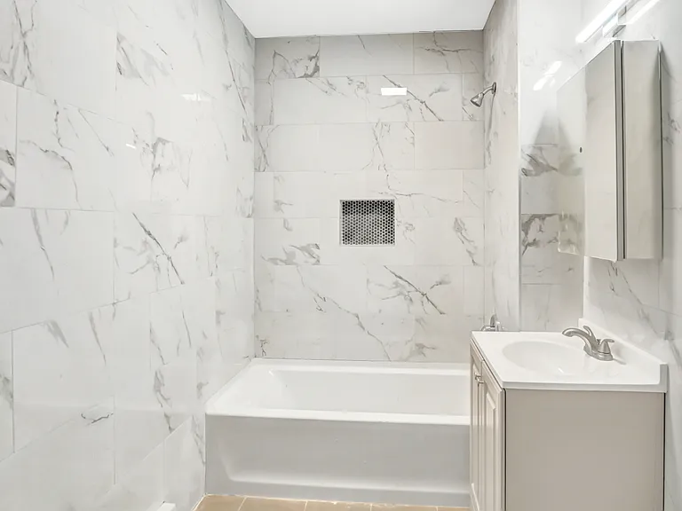 341 Lincoln St — Photo 11