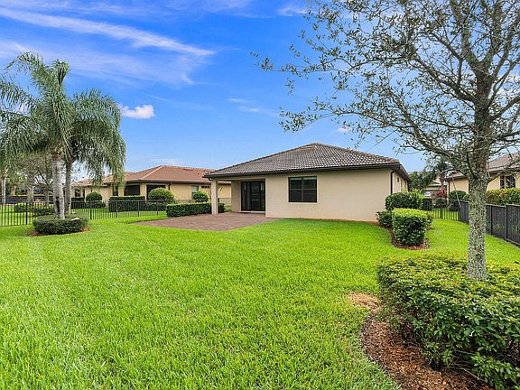2nd image of 223 SE Courances Drive