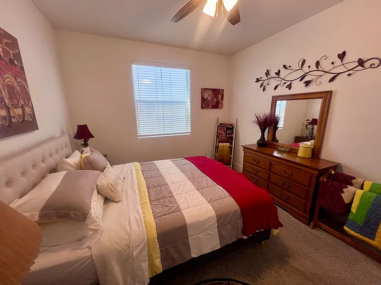 2712 E Tamarind Dr — Photo 19