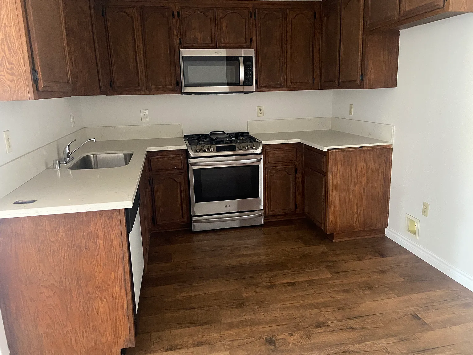 1355 Hillandale Ave — Photo 3