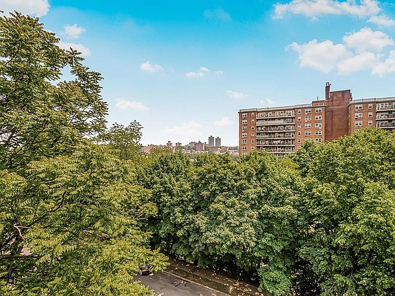 3rd image of 3475 Greystone Ave APT 6B