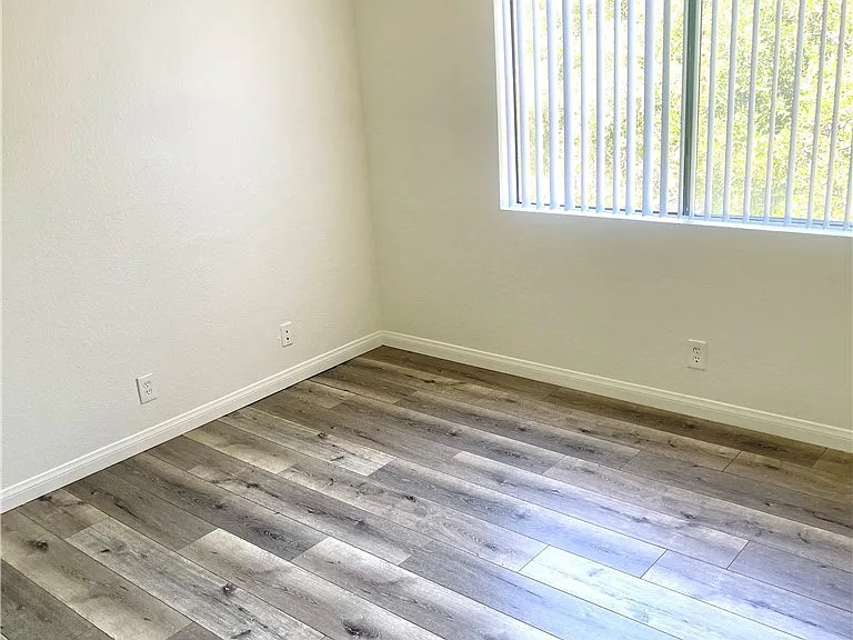 518 Oak St #7 — Photo 15