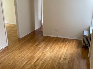 19-01 22nd Dr #35, Astoria, NY 11105