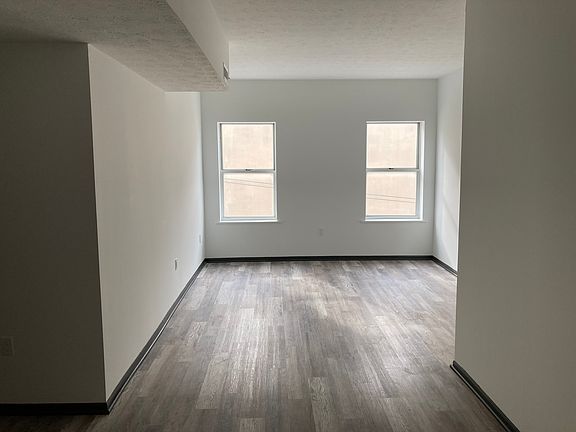 2nd image of 117 Fairmont Ave #304