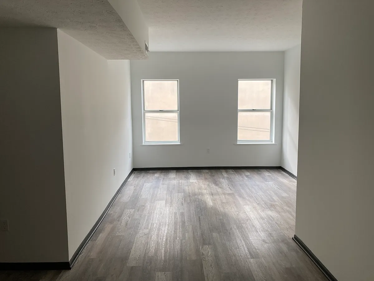 Building Photo - 117 Fairmont Ave #304